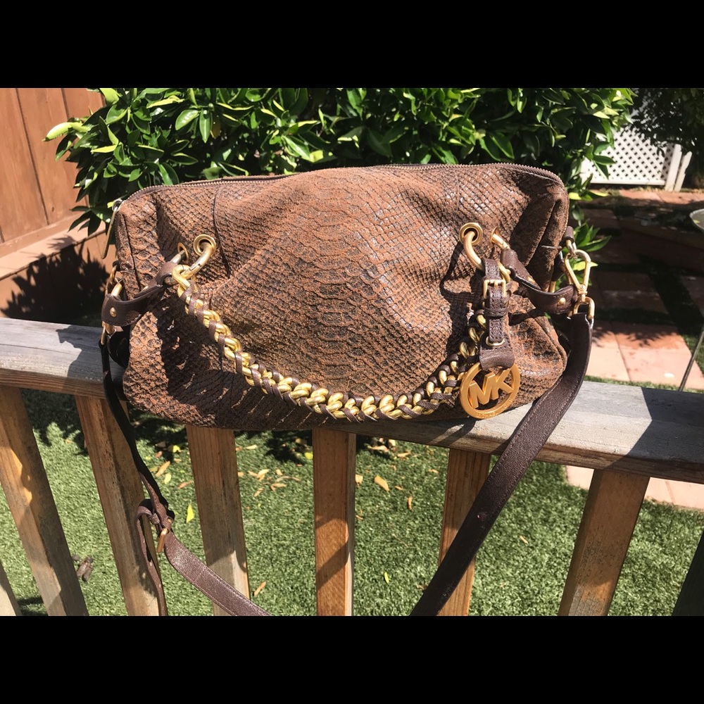 MK handbag. 10H x 14 1/2 W